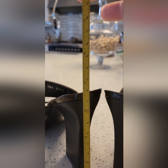 GUCCI heels sandals size 8 bronze stunning and fun - Picture 12 of 12